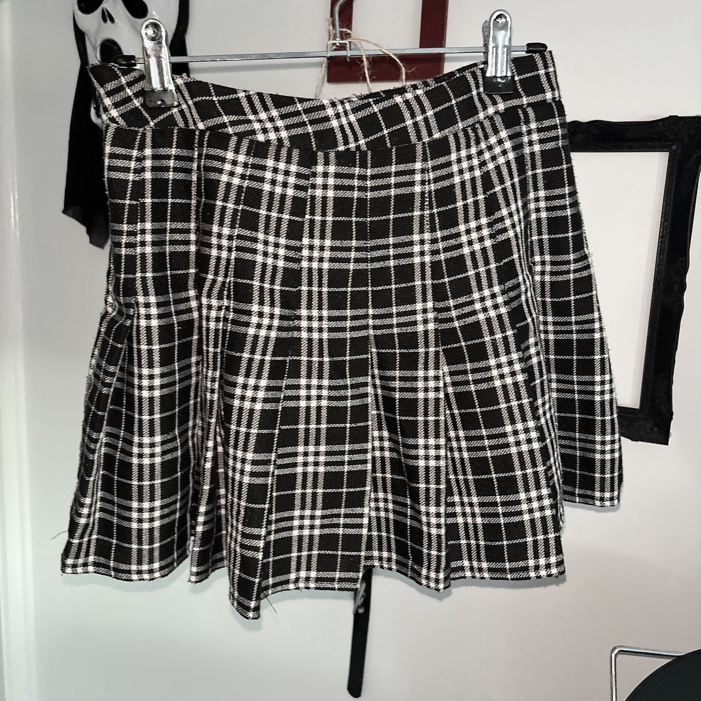 Pleated plaid skirt