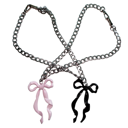 Chain bow necklace